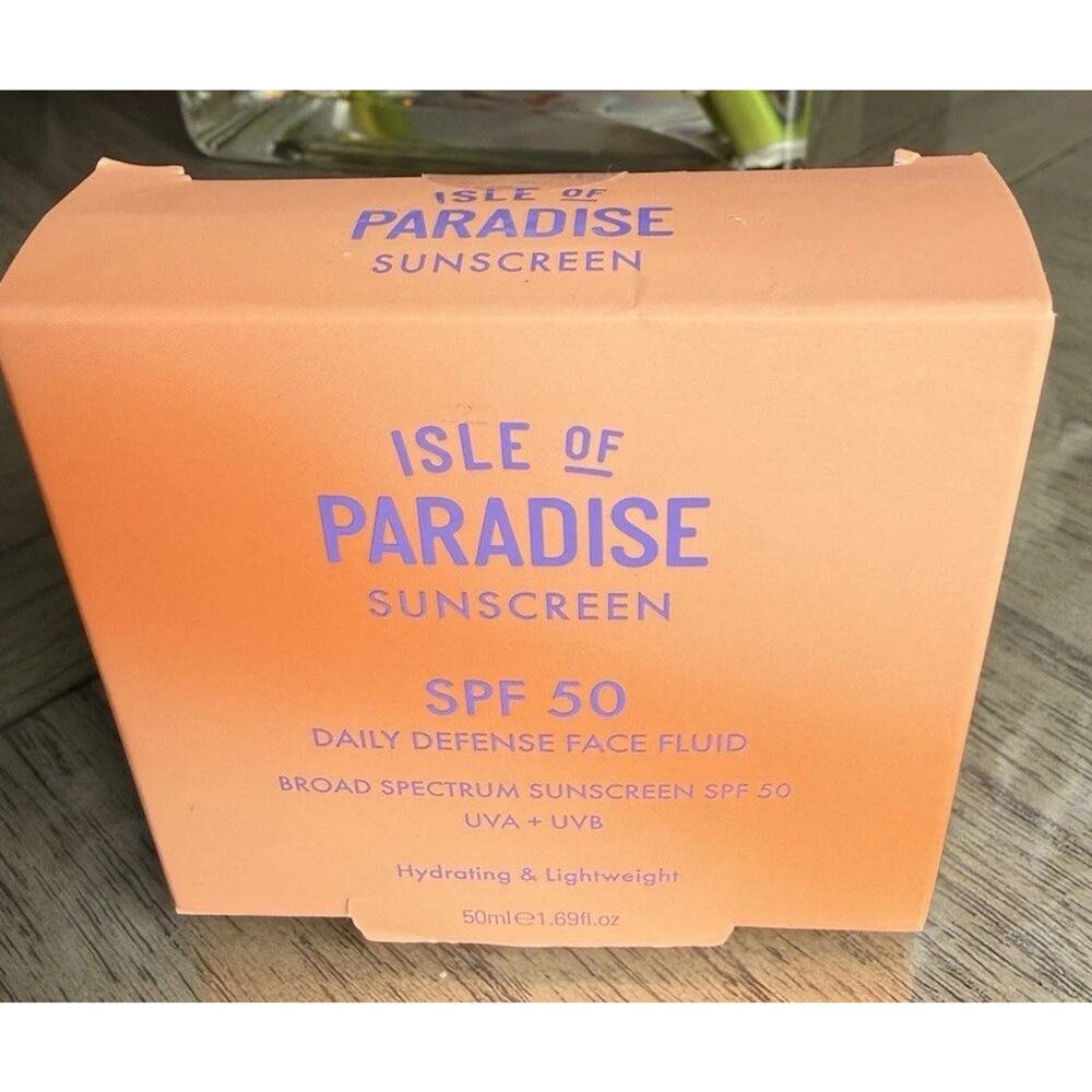 Isle of Paradise Daily Defense Face Fluid SPF 50 Sunscreen Exp. 5/27
